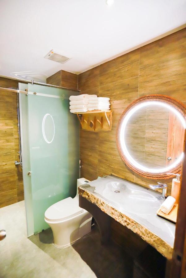 Rustic Hotel Quy Nhon Powered By Aston Buitenkant foto